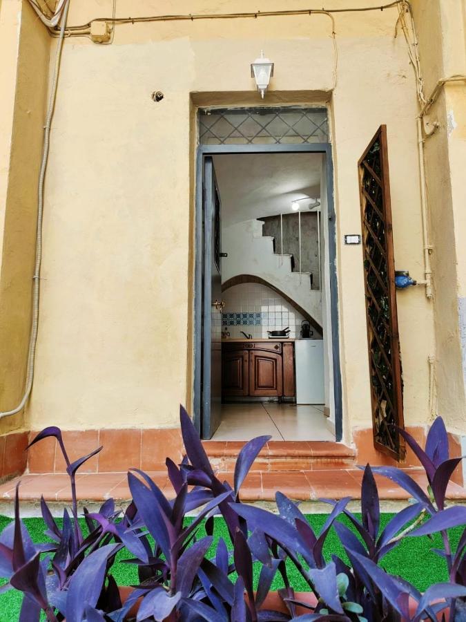 Casa Dell'Antico Teatro Di Neapolis Nel Centro Storico Di Napoli Apartment Екстериор снимка