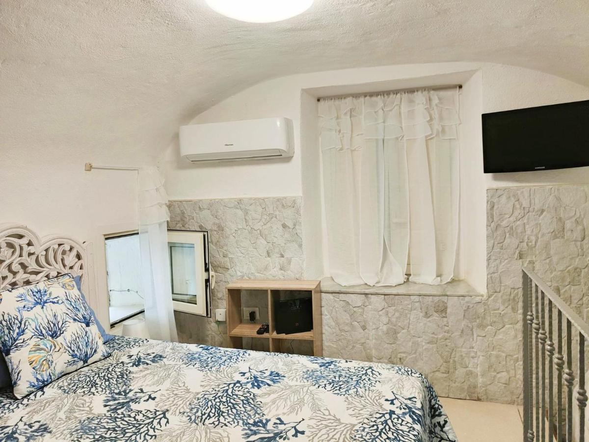 Casa Dell'Antico Teatro Di Neapolis Nel Centro Storico Di Napoli Apartment Екстериор снимка